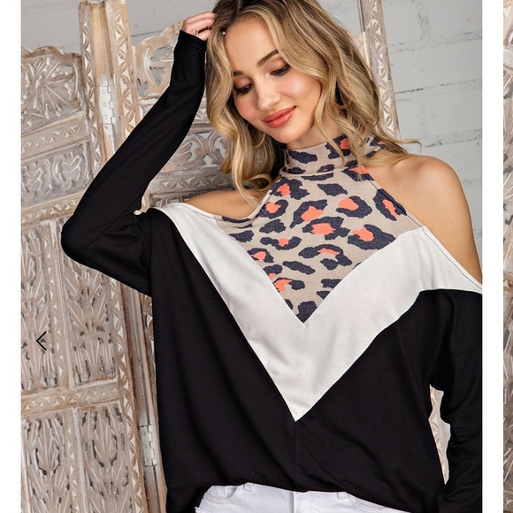 Running Wild Colorblock Top - Picture 4 of 8